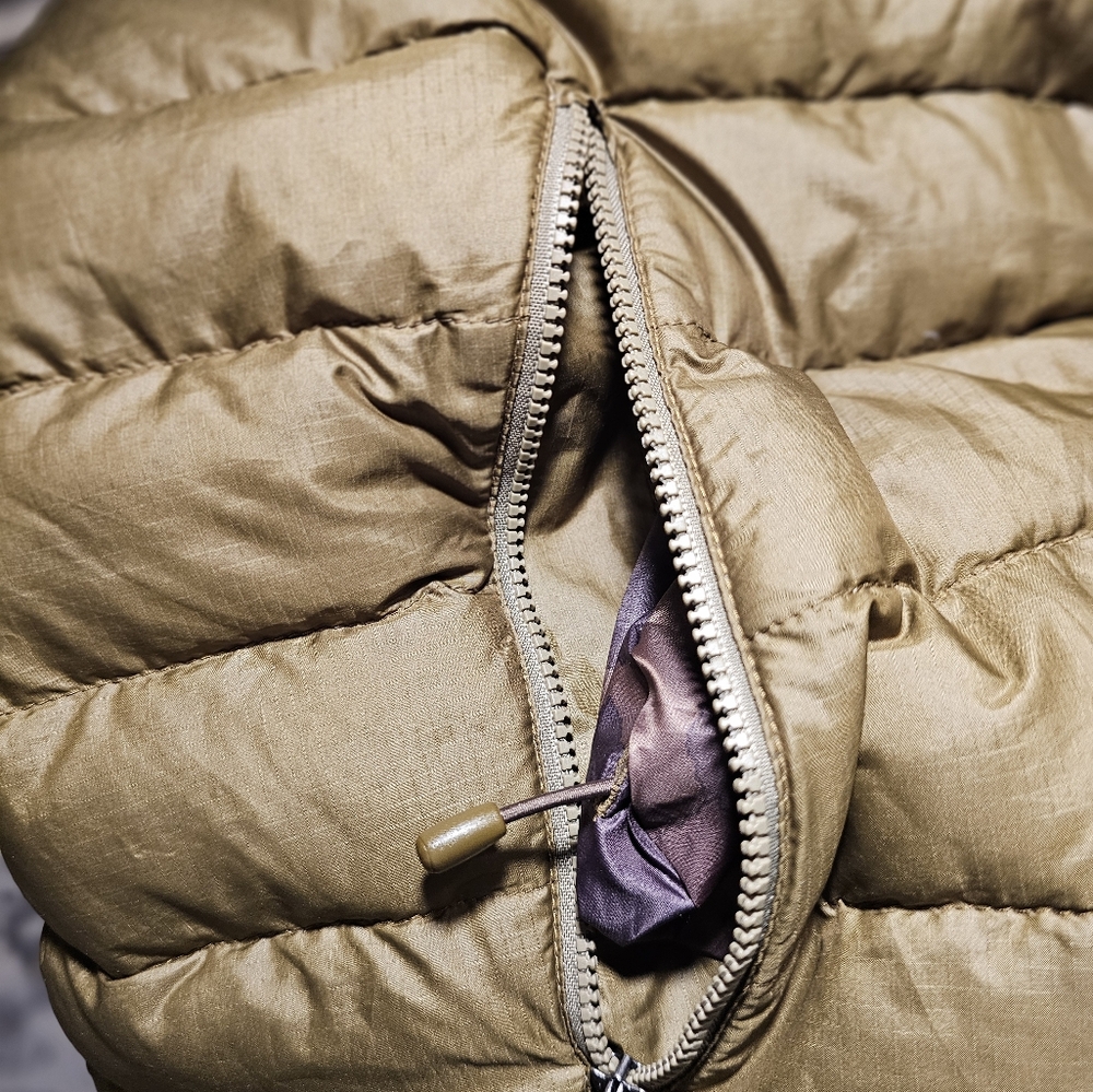 Patagonia Mens Down Sweater - Picture 8 of 8